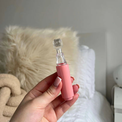 VOLURA™ LIP PLUMPING SYSTEM - Volura